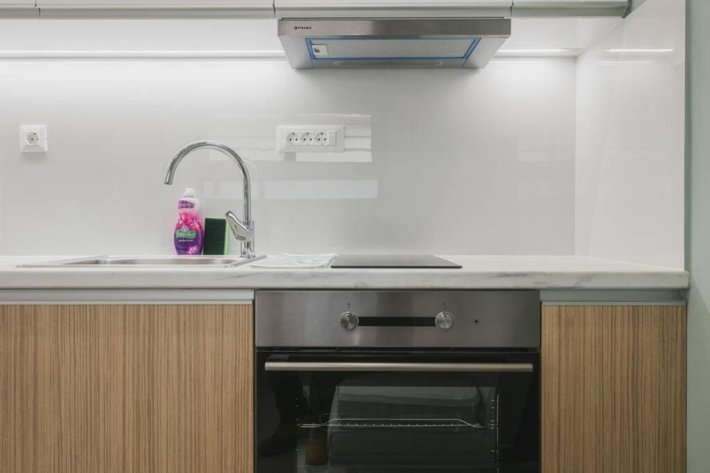 Peris 2 - Central Apt Near Old Town - Ac, Washer Hriszí Aktí Haniá Kültér fotó