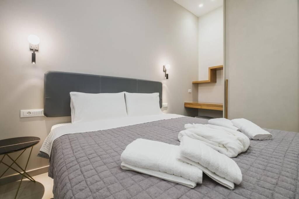 Peris 2 - Central Apt Near Old Town - Ac, Washer Hriszí Aktí Haniá Kültér fotó