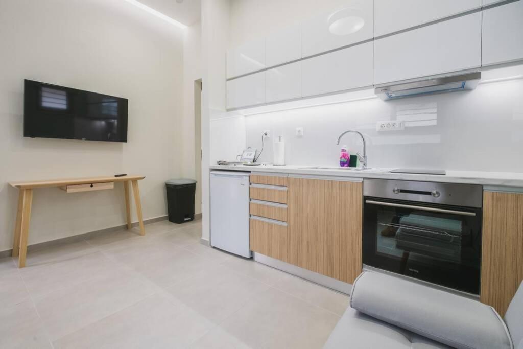 Peris 2 - Central Apt Near Old Town - Ac, Washer Hriszí Aktí Haniá Kültér fotó
